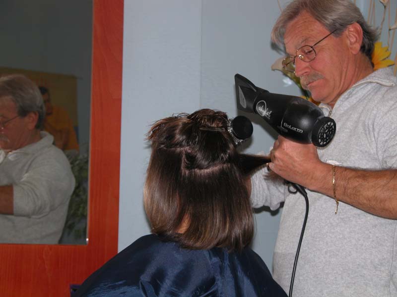 Beim Coiffeur 
