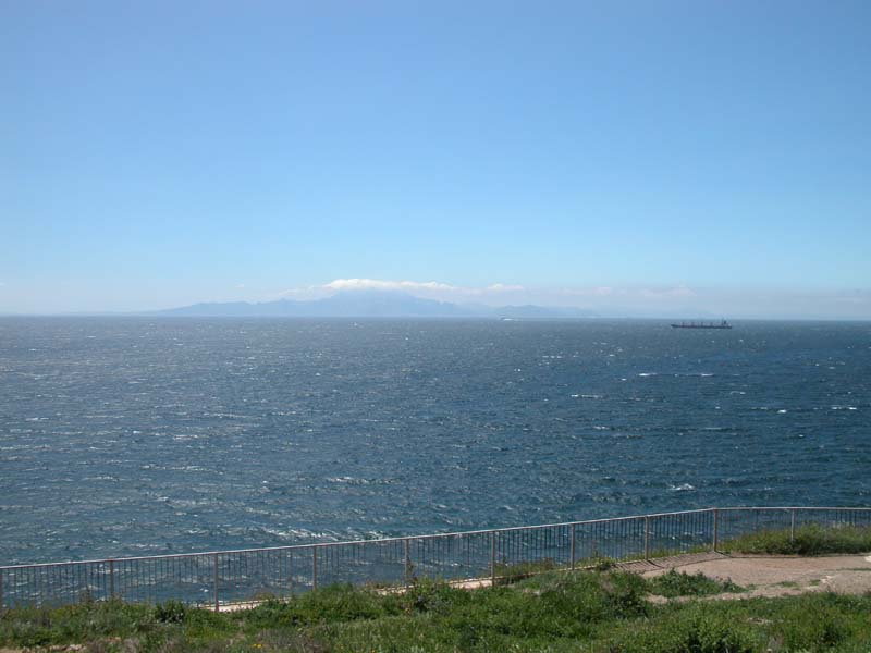 Mit Blick auf das Atlasgebirge 