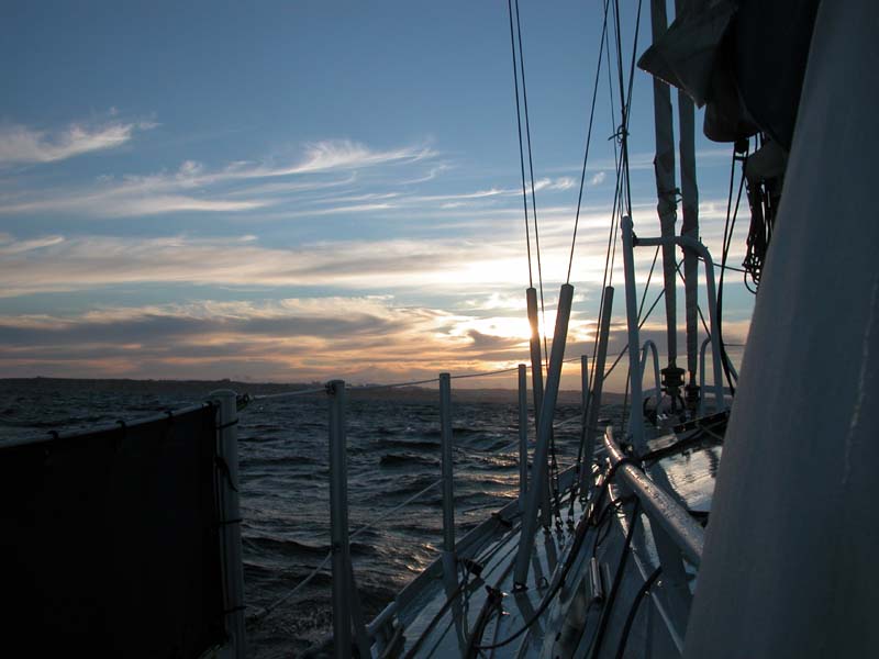 Motoren gegen Wind und Wellen 