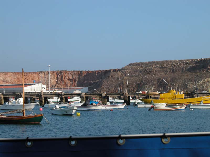 Ankern in der Bucht von Baleeira 
