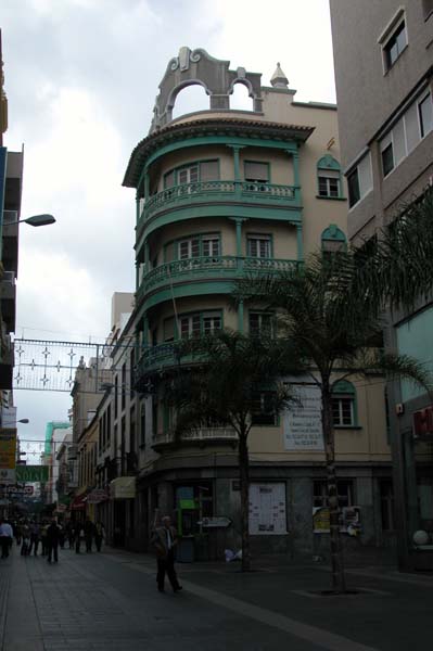 Calle Castillo 