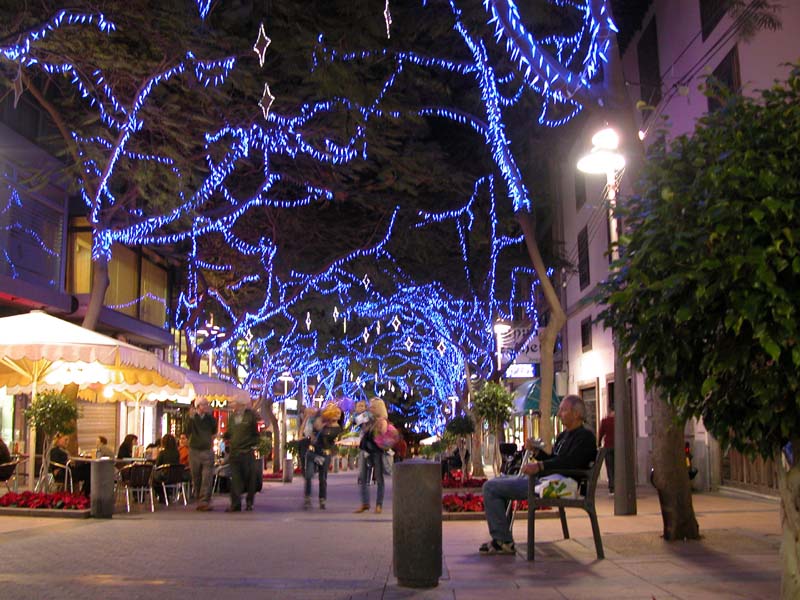 Weihnachtsdeko in blau 