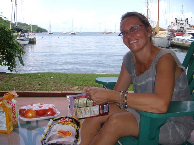 Picknick auf der Hotelterrasse 