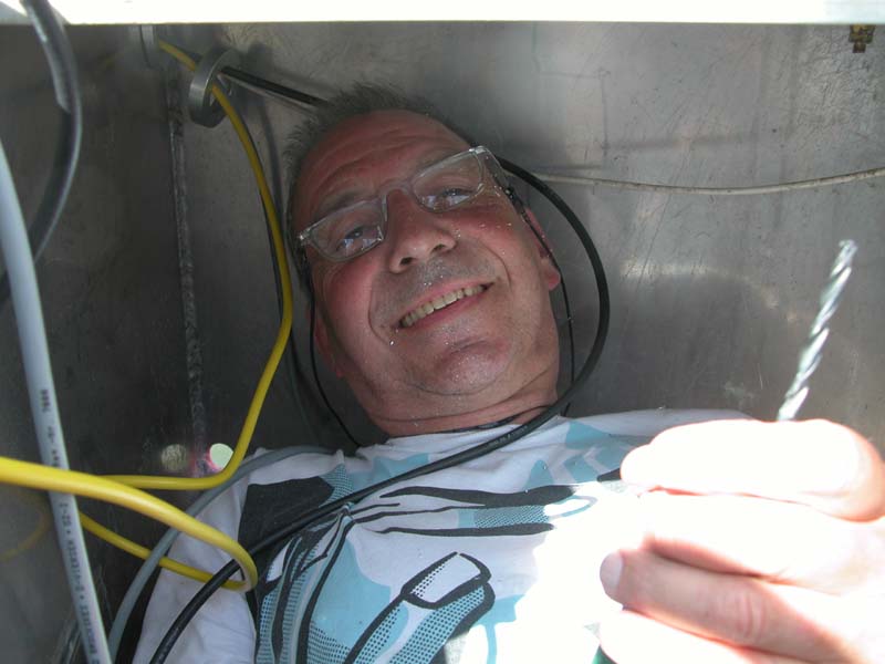 Montage in der Backskiste (Juni 2004) 