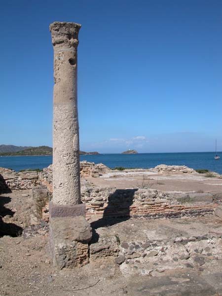Noch eine hehre Säule – Nora, Sardinien (September 2005) 
