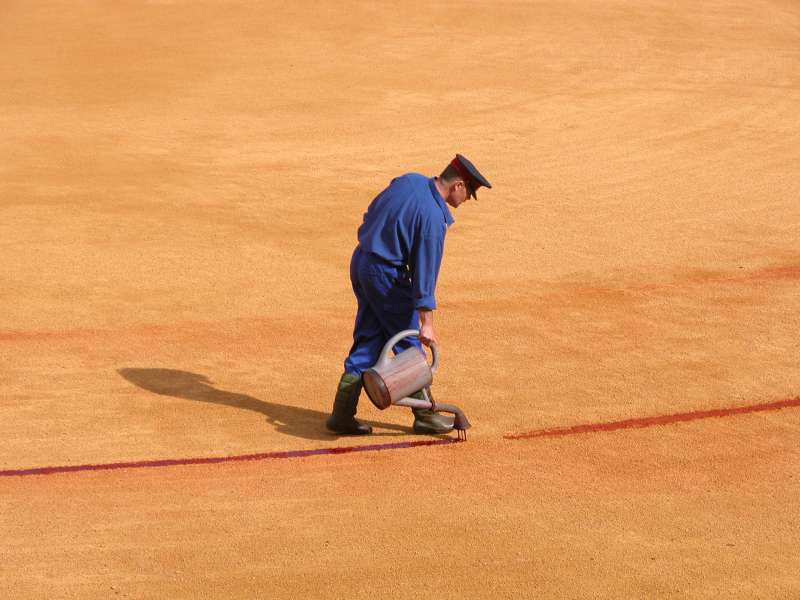 Präzisionsarbeit, Stierkampfarena, Sevilla (Mai 2006) 