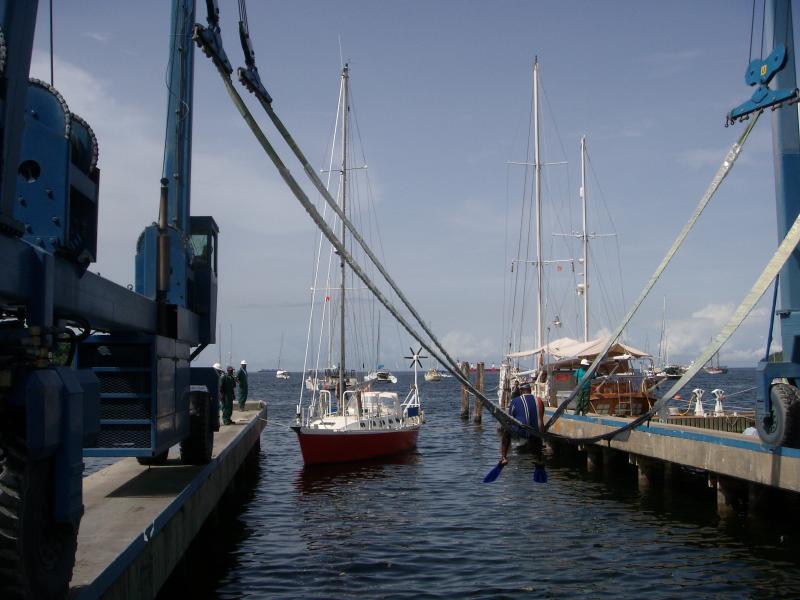 Vor dem Auswassern, Chaguaramas, Trinidad (Juli 2007) 