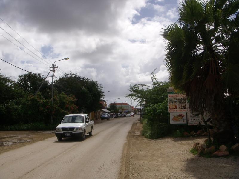 Strasse in Kralendijk 