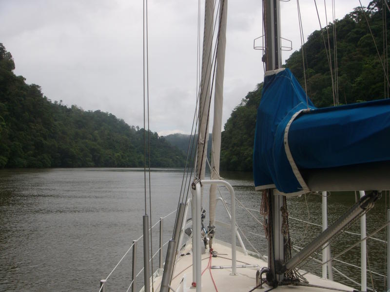 Eintauchen in die Schlucht des Rio Dulce 