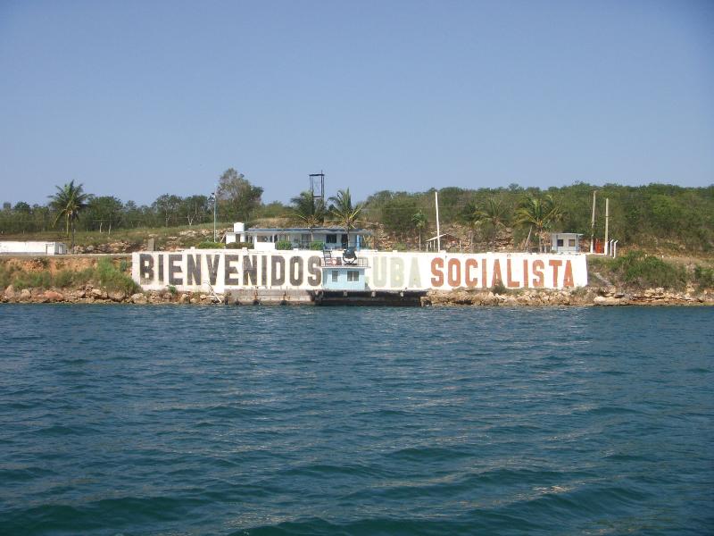 Einfahrt nach Cienfuegos 