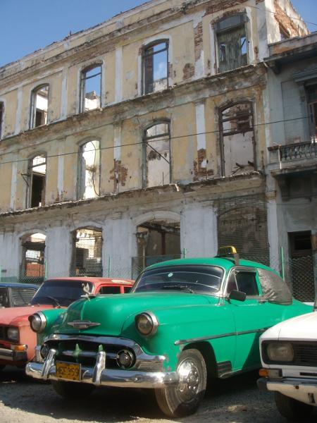 Bewachter Parkplatz, Havanna 