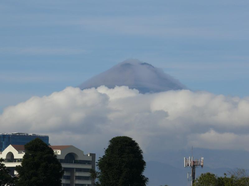 Vulkan Agua von Guate–Stadt aus 
