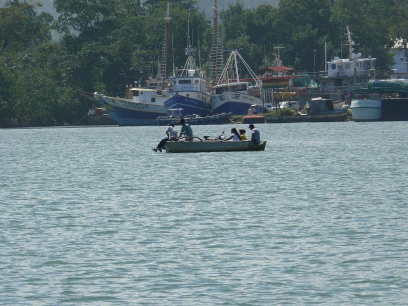 Fähre in La Ceiba 