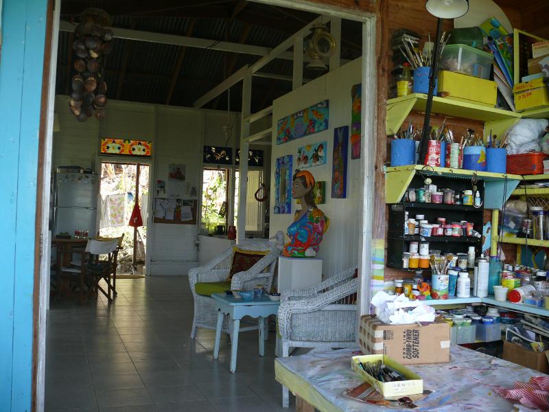 Refugio de la Luna, Bluff, La Providencia 