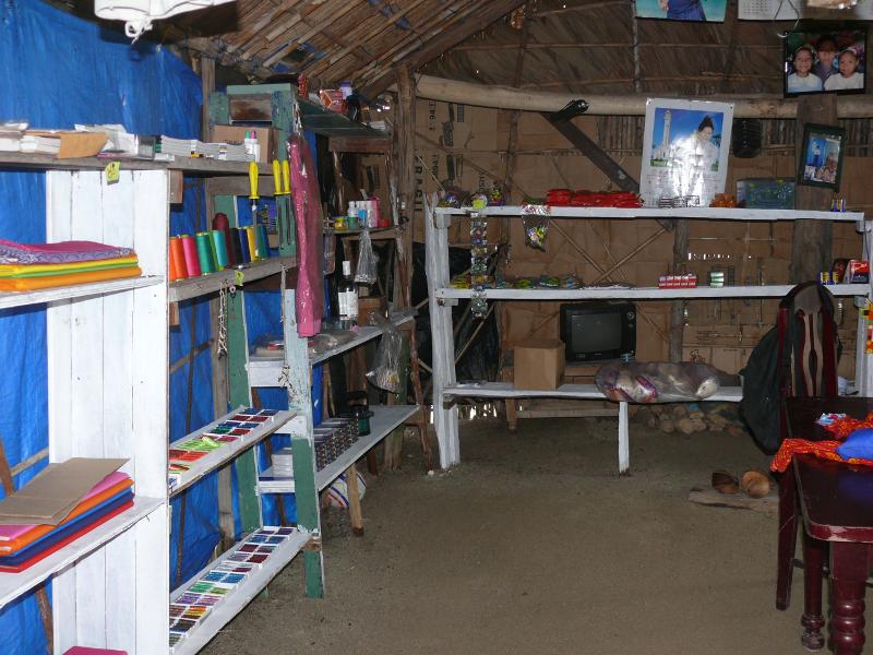 Laden in Ali Tupu – Alles für die Molas 