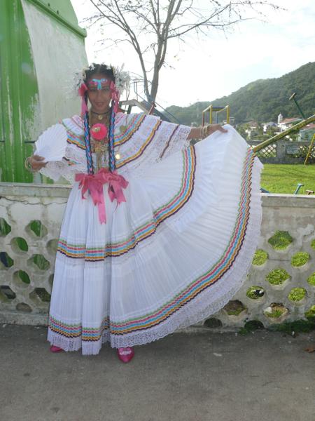 Der Erzbischof besucht Taboga 