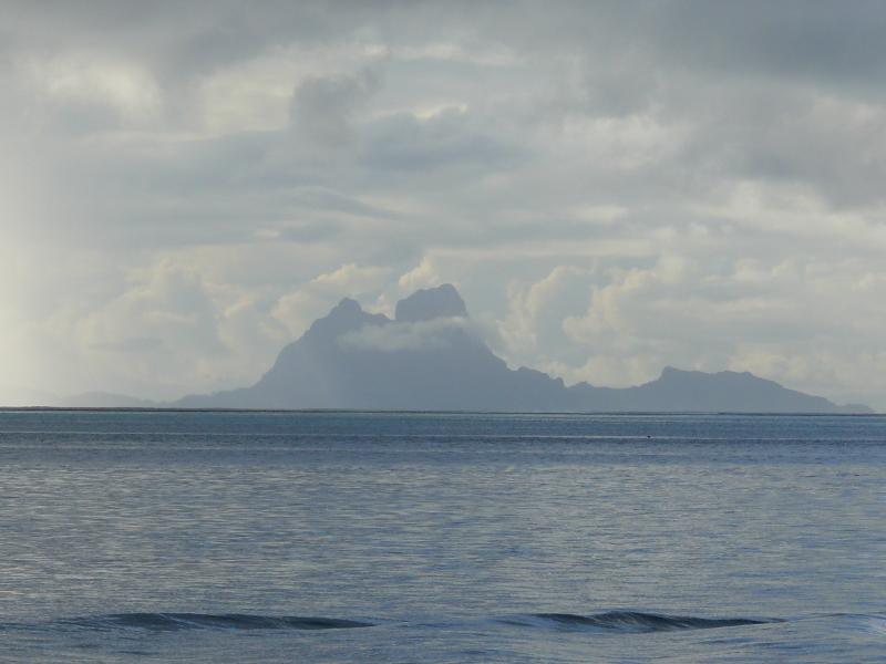 Bora Bora von unserem Liegeplatz aus  