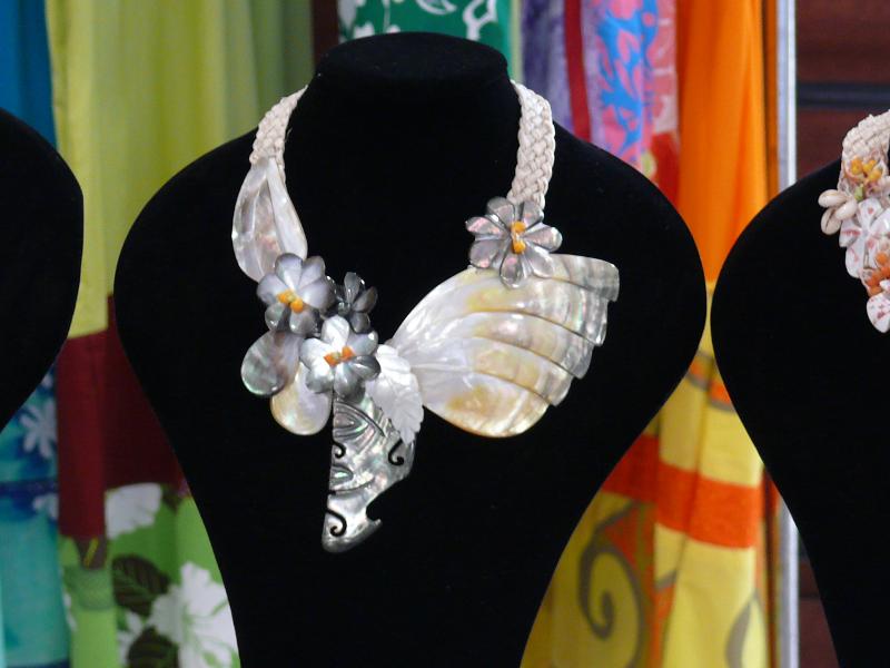 Schmuck im ersten Stock 