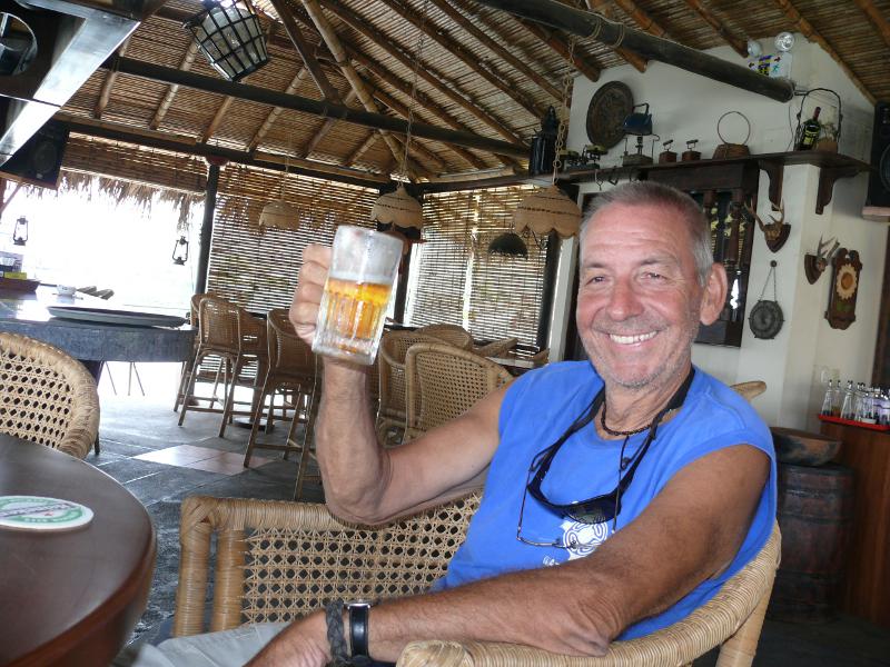 Puerto Amistad, das erste kühle Bier seit Tagen 