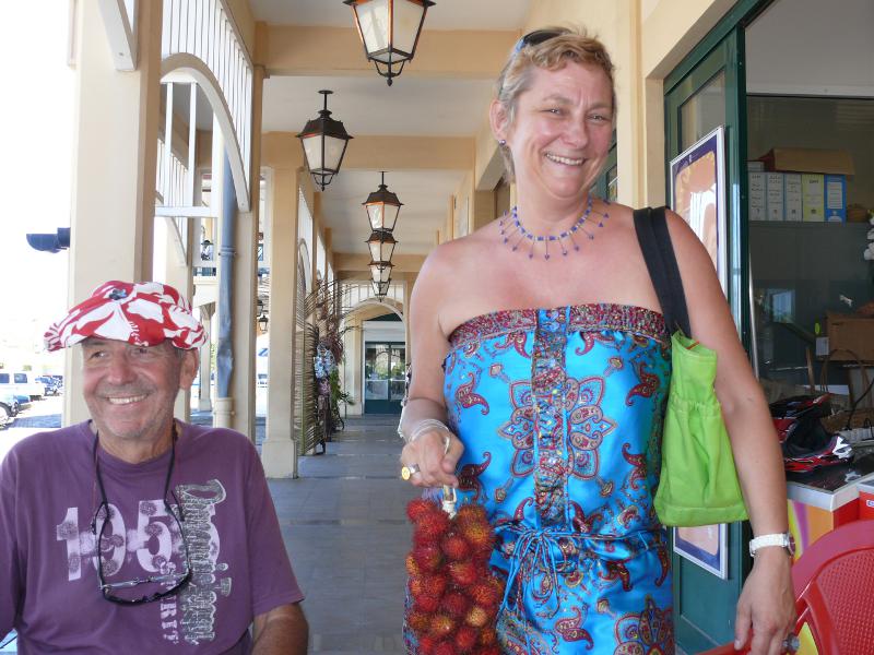 Martin und Marion nach erfolgreichem Kunstmarktbesuch 