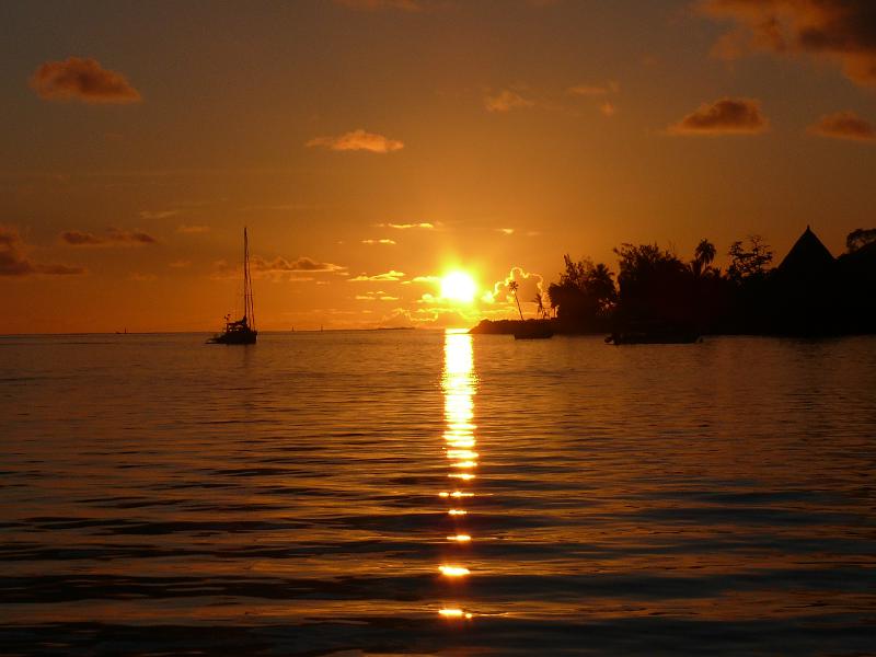 Tropischer Sonnenuntergang 