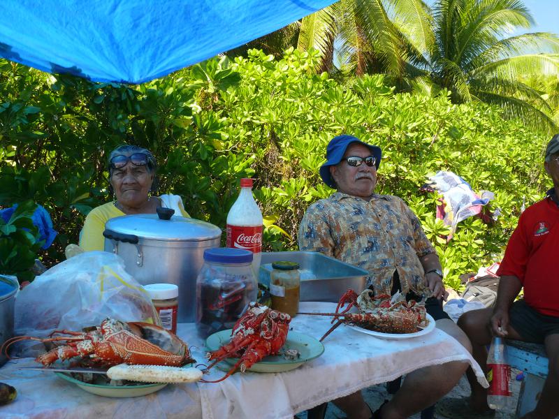 Festmahl auf der Insel Tom 