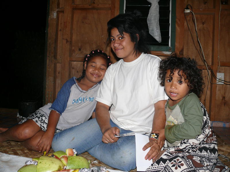 Mafi, Lina und Tanja 
