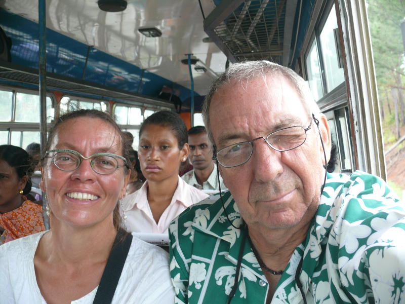 Touristen im Bus 