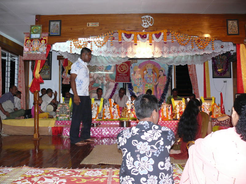 Im Hindutempel 