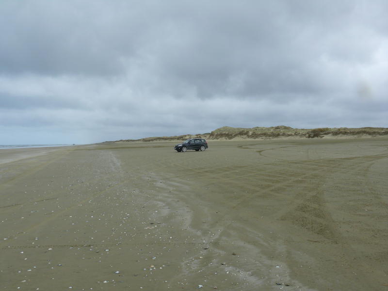 Ninety Mile Beach 