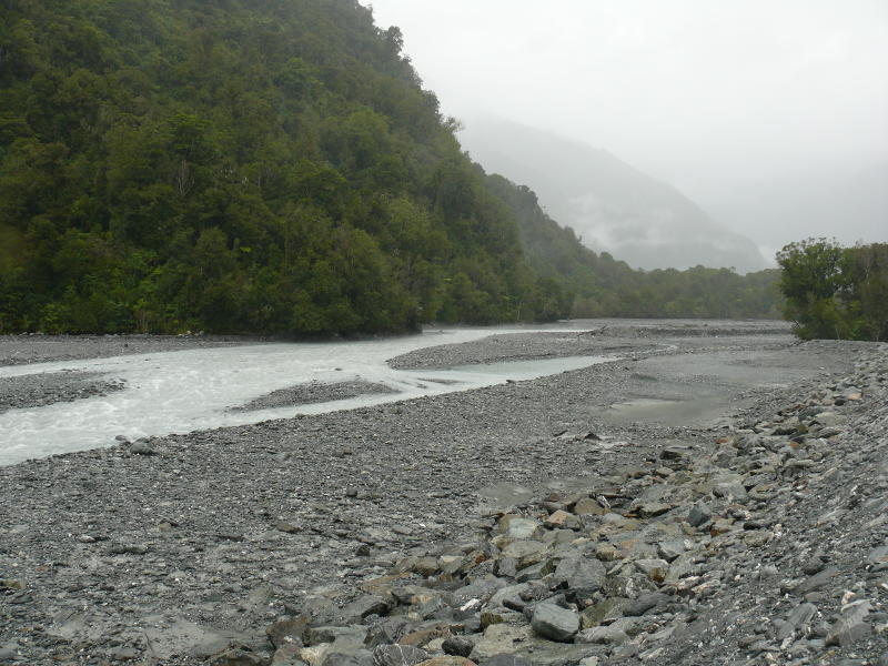 Franz Josef Gletscher im Nebelregen 