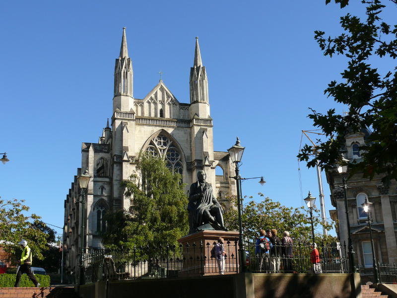 St. Paul’s Anglican Cathedral und Robert Burns 