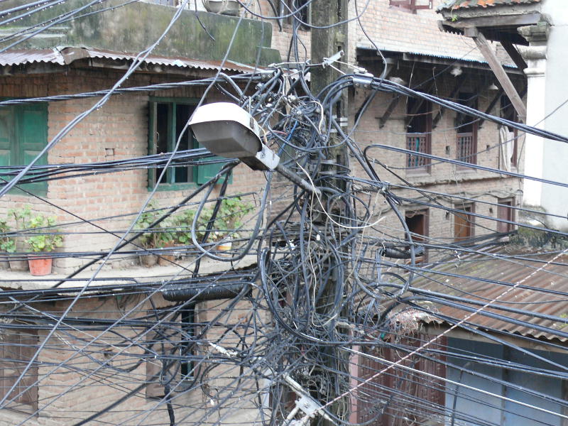 Kabelsalat, Patan 